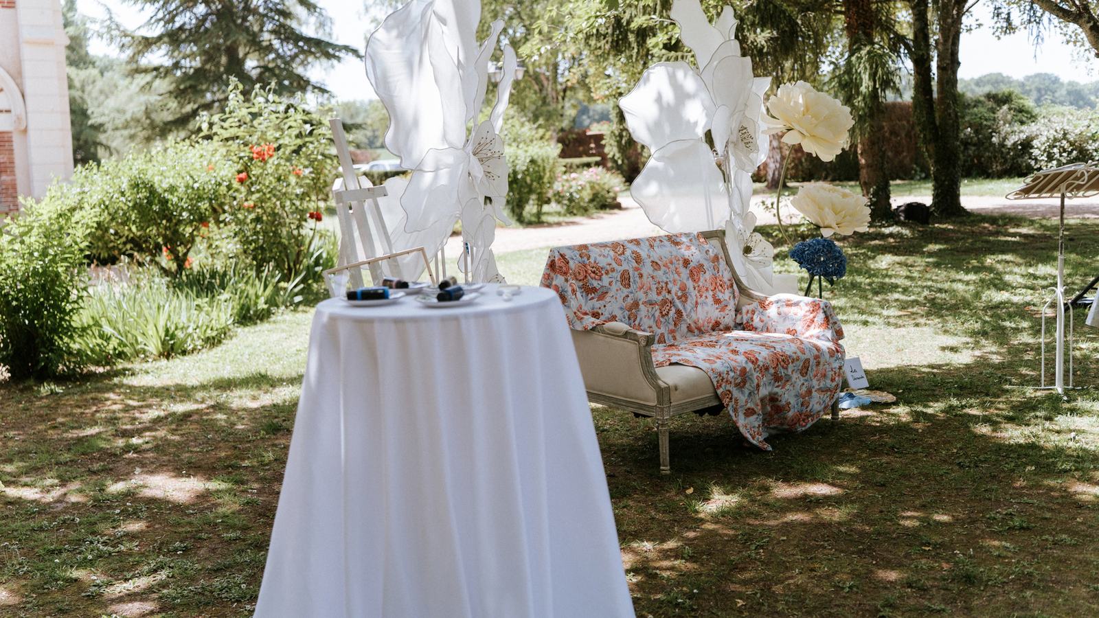 Un jardin hors du temps — décoration